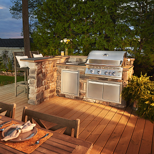 Встраиваемый газовый гриль Napoleon BIG-38 для сада