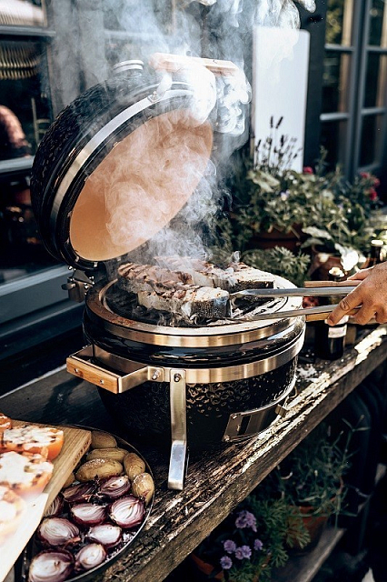 Керамический гриль Monolith ICON Black