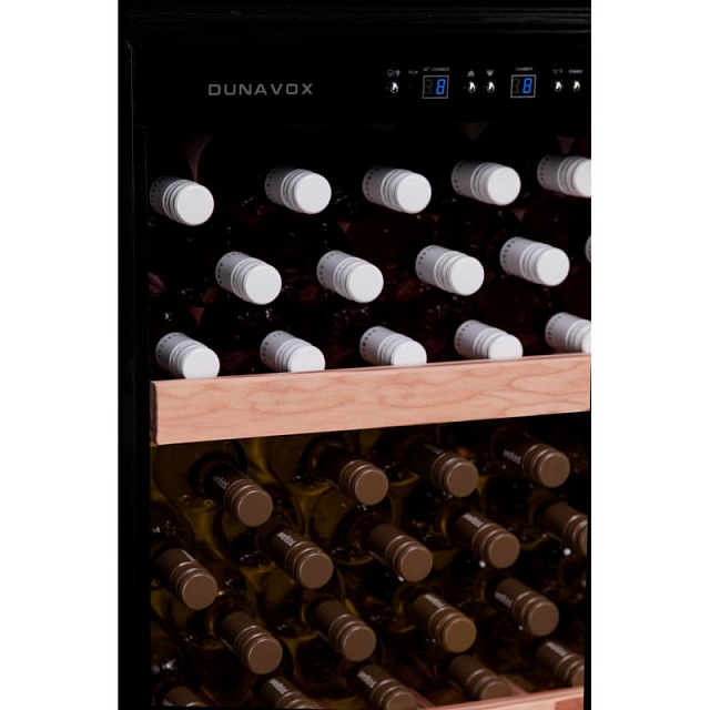 Винный шкаф Dunavox Horeca DX-80.188K