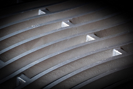 Барбекю-решетки из литой нержавеющей стали ICONIC WAVE