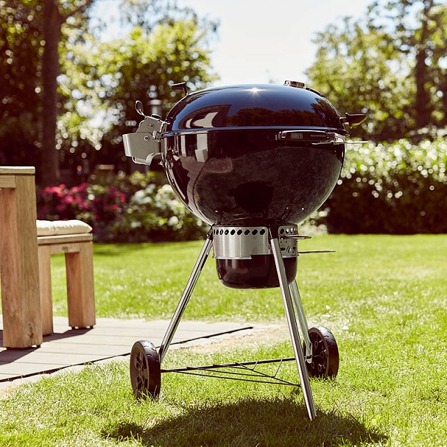гриль угольный weber master-touch premium e-5770, черный