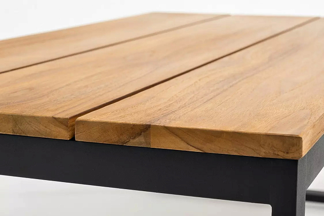 Кофейный стол из алюминия Joygarden Horizon 